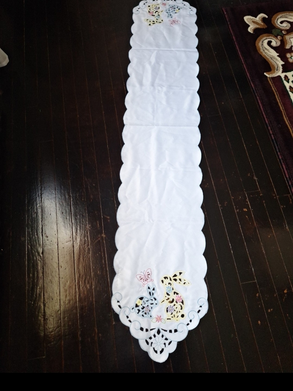 White Embroidered Scalloped Table Runner w/Pastel Butterfly Bunny Rabbit Motif